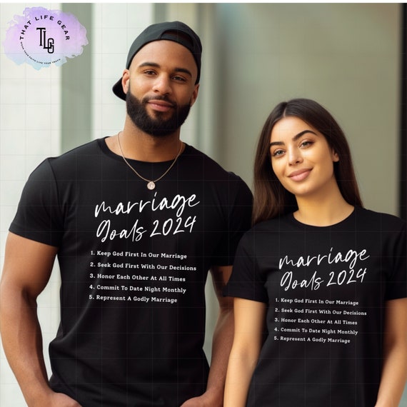 Anniversary Gift T-Shirt For 5 Years Marriage Couple Tee Anniversary Gift T-Shirt For 5 Years Marriage Couple Tee