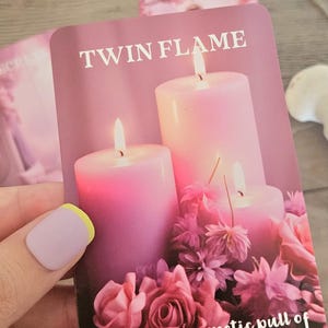 Aggiornamento STESSO GIORNO sulla Fiamma Gemella senza Contatto, Tu contro Loro, Lettura delle Carte dell'Oracolo Rosa, Lettura dell'Energia Intuitiva, Amore, Sesso, Romanticismo, Esito Futuro
