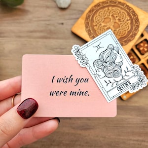 ¿Quién es tu admirador secreto y qué quiere que sepas? Mensajes de amor de tu persona según tu signo del zodiaco, lectura a ciegas, lectura el mismo día