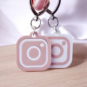 Instagram Smart Keychain, Tap and Follow, Social Media, NFC , Digital Business Card QR Code, contactless