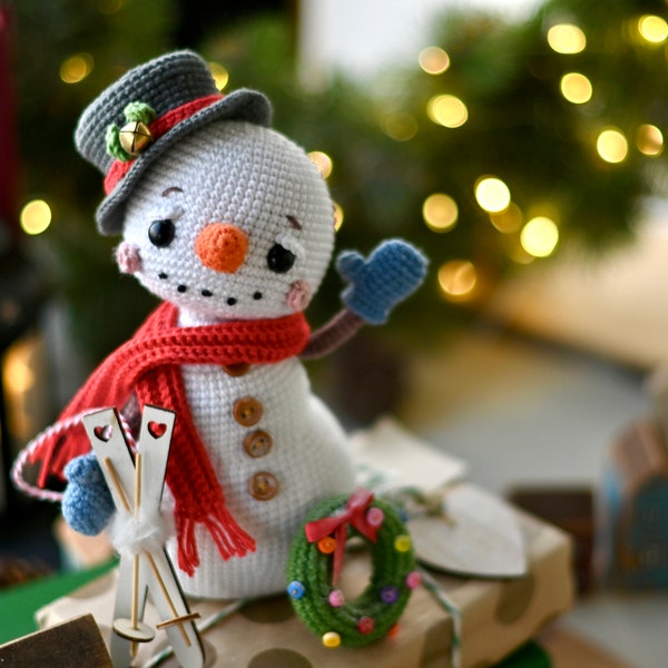 Crochet pattern for Snowman the christmas toy, PDF English, France amigurumi xmas