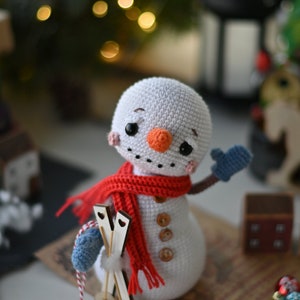 Crochet pattern for Snowman the christmas toy, PDF English, France amigurumi xmas image 2