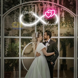 Personalized Valentine’s Day Gift with Names & Heart - Infinity LED Neon Sign, Custom Romantic Decor, Gift for Couples, Love Wall Art
