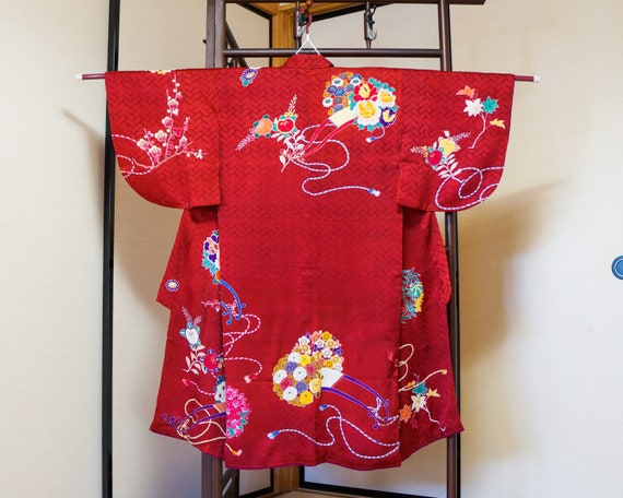 Girl’s Antique Kimono | Silk | Floral Pattern | R… - image 1