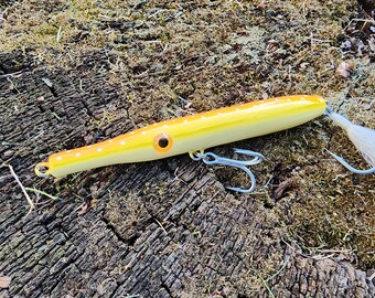 Light Tentacle Needlefish Lure: Striped Bass Fishing