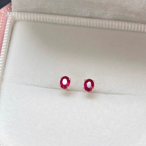 Pendientes de rubí natural: oro rosa de 18 quilates, piedra natal de julio