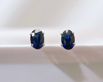 Aros de zafiro azul natural de 4 puntas en oro macizo de 18 quilates con piedra de nacimiento de septiembre certificada