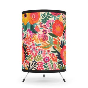 Floral Tripod Lamp: Vibrant Boho Home Decor Light