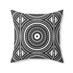 Black and White Bohemian Pattern Pillow, Decorative Throw Pillow, Cozy Home Décor, Modern Cushion, Gift for Her, Mandala Design