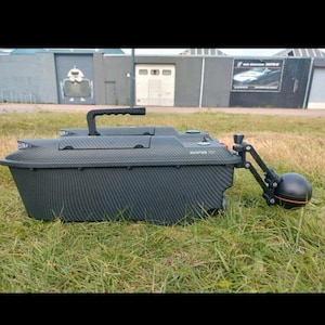 Deeper bait boat support