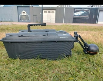 Deeper bait boat support