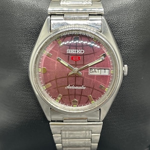 Vintage Refurbished Seiko 5 Automatic Day/Date Japan Men&#39;s Wrist Watch