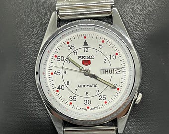 Vintage Seiko King Quartz 9723 8050 Textured Dial Men Twin Quartz