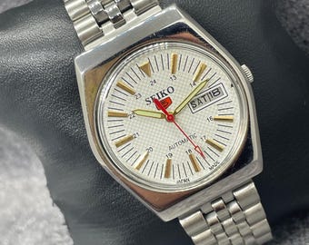 Reloj de pulsera automático Seiko 5 con día y fecha, vintage y renovado, para hombre, Japón
