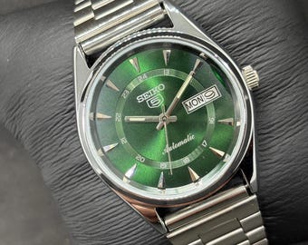 Vintage Refurbished Seiko 5 Automatic Day/Date Japan Men's Wrist Watch