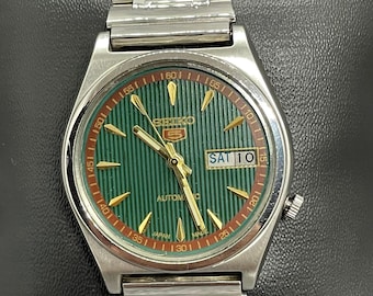 SEIKO 5 (7009-876A) Men's Automatic Watch. Japan Made RARE