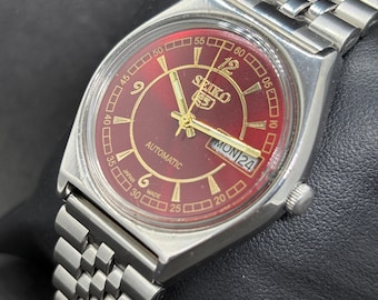Vintage Refurbished Seiko 5 Automatic Day/Date Japan Men's Wrist Watch