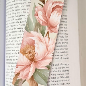 Floral bookmark, cottagecore aesthetic, vintage style, pretty bookmark, book lover gifts, bookish gift, gift for her, textured bookmark