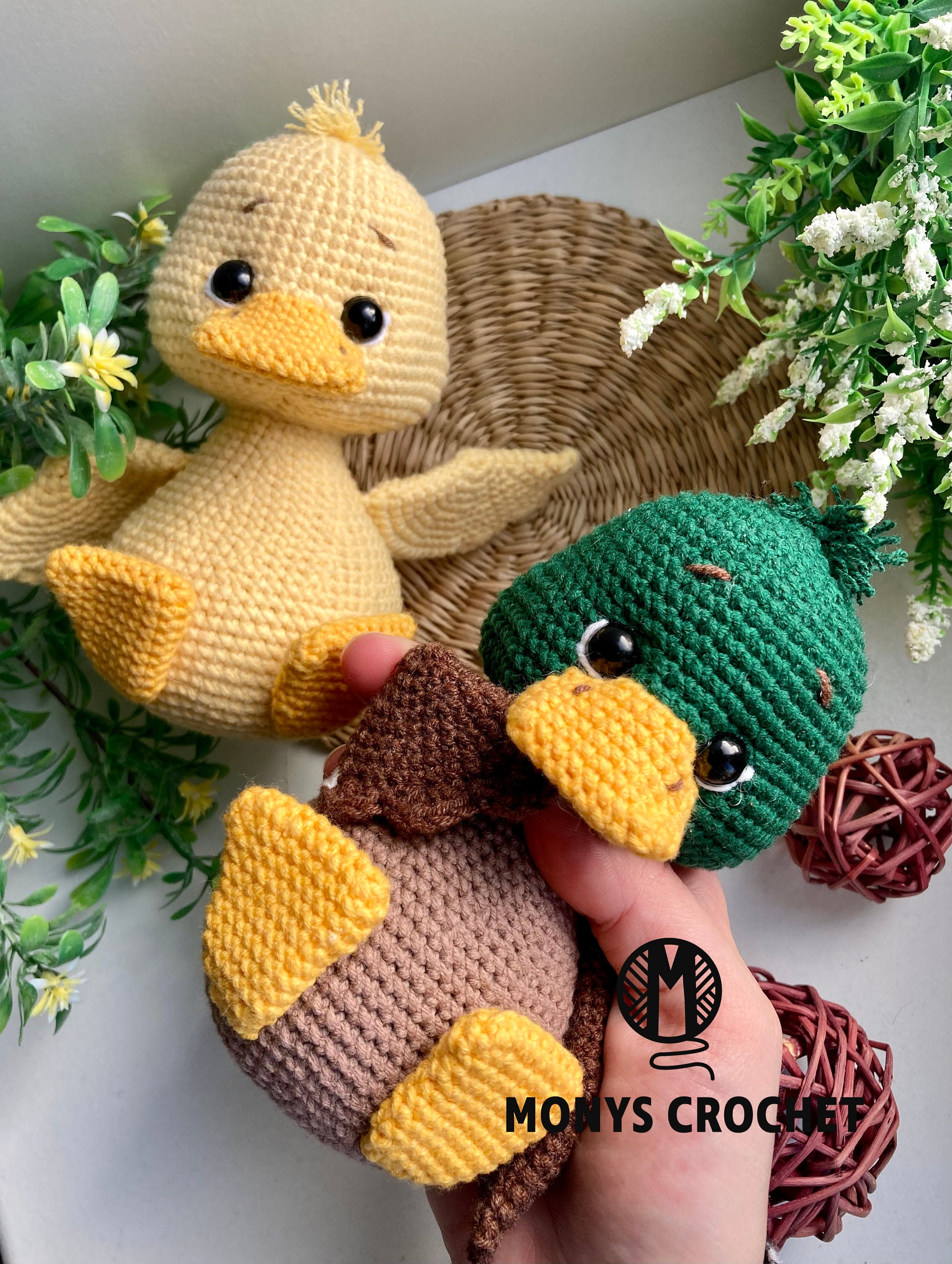 Crochet pattern - Duckling, amigurumi (ENG, FR, PT, Rus)
