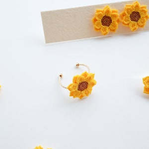 Sunflower Jewellery Set, Sunflower Earrings, Sunflower Ring, Sunflower Hair Pin, Crochet Jewellery Set, Handmade Sustainable Jewellery Set zdjęcie 10