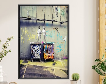 Banksy Peeing Boys Glass Printing, Graffiti Art Canvas, Banksy Boy Glass Wall, Banksy Chill The Out Tempered Glass, Banksy Life Is Short Art