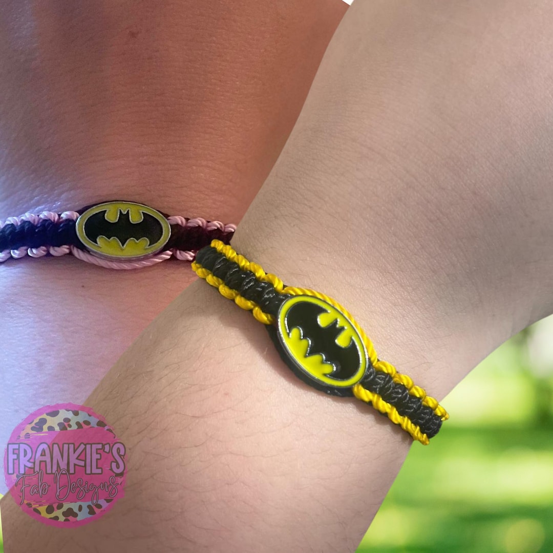 Friendship bracelet Batman Charm bracelet, batman, love, heroes png | PNGEgg