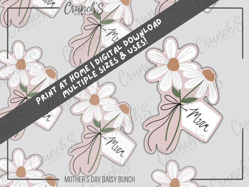 K&ouml;nnte beinhalten: Druckbarer Muttertags-G&auml;nsebl&uuml;mchenstrau&szlig; mit einem Etikett, auf dem "Mama" steht. Das Design ist in den Farben Rosa, Wei&szlig; und Braun gehalten. Der Text "ZUHAUSE DRUCKEN | DIGITALER DOWNLOAD | MEHRERE GR&Ouml;SSEN & VERWENDUNGEN!" wird auf einem diagonalen schwarzen Balken angezeigt.