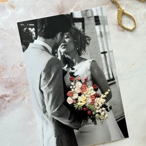 紙の記念日の刺繍写真、結婚1周年の贈り物、結婚1周年のカスタム刺繍ポートレート写真