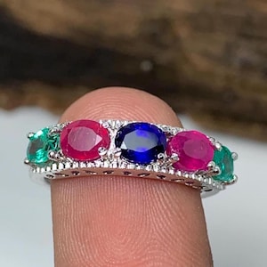Bague en argent 925 faite main avec plusieurs pierres précieuses - Rubis, émeraude, saphir