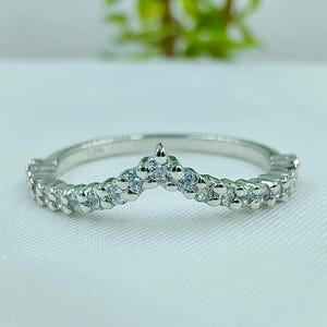 925 Silver Ring/Round Cut White CZ Ring/V Shape Ring/Chevron Dainty Ring/Designer Ring for Women/Stackable Wedding Band Ring/Engraved Ring