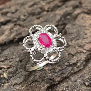 Bague rubis rose avec pierres précieuses - Bague fine en argent 925 pour femme - Bague de fiançailles diamant CZ - Bague en argent avec pierres précieuses taille ovale 6 x 4 mm