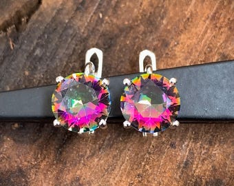 Orecchini a bottone in argento sterling con topazio mistico a taglio rotondo, orecchini a bottone delicati, gioielli con topazio mistico, orecchini fatti a mano con topazio, orecchini in argento Promise