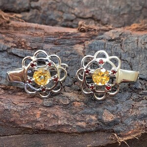 Pendientes de botón de plata de ley 925 - Pendientes de botón de citrino - Pendientes de piedras preciosas redondas - Joyas con diseño de flores - Pendientes de botón de citrino de 6 mm