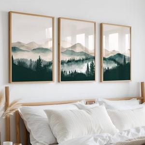 Berge Wald Tannen Poster 3er Set | Minimalistisches Wandbild in Grün, Grau und Beige | Natur Poster 3 Set | Moderne Berglandschaft Bild