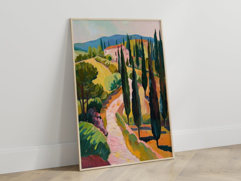 Puede incluir: Una pintura de un camino sinuoso que lleva a la cima de una colina con una casa en la cima. El camino est&aacute; bordeado de altos cipreses esbeltos. La pintura est&aacute; realizada en un estilo colorido e impresionista.