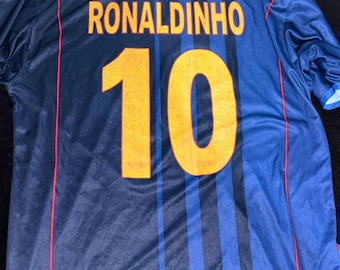 Vintage Style Soccer Jersey – Retro Number 10 Shirt – 2000s Football Kit – Classic Blue Striped Jersey