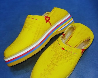 Yellow Moroccan Babouche – Handmade Leather Slip-On Shoes – Comfortable Artisan Slippers – Lightweight Casual Footwear