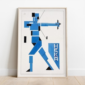 Könnte beinhalten: Ein blauer und schwarzer geometrischer abstrakter Kunstdruck mit dem Wort "HEKA" in blauen Buchstaben.