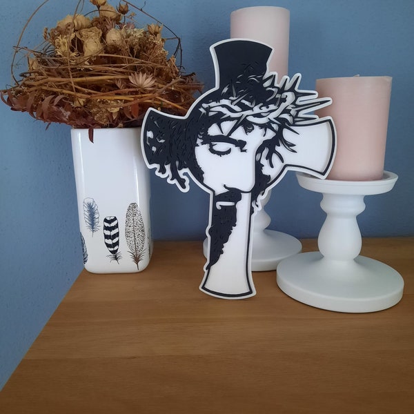 Kreuz mit Jesus aus Holz