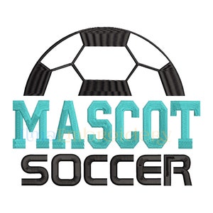 Op de afbeelding: Zwart-witte voetbalafbeelding met de tekst "MASCOT SOCCER" in turquoise.