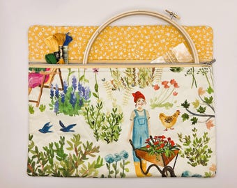 Quilted Cross Stitch Project Bag | 11" x 13" – Zippered Bag Organizer