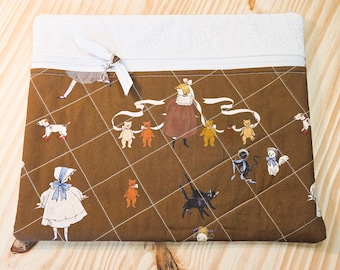 Bolsa acolchada para proyectos de punto de cruz / 28 x 33 cm - Girls at Play
