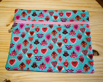 Bolsa acolchada para proyectos de punto de cruz / 28 x 33 cm - Corazones rosas