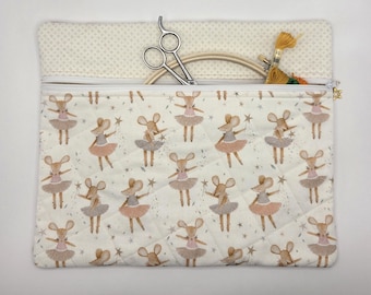 Quilted Cross Stitch Project Bag | 11" x 13" - Zippered Bag Organizer