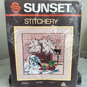 New Old Stock (NOS) Sunset Stitchery #2233 &quot;Country Collection&quot; Crewel Stitchery 16X16 New