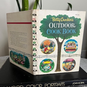 Vintage 1961 Betty Crocker’s Outdoor CookBook 1st Edition 1st Printing