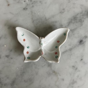 Vintage Porcelain Butterfly Trinket Dish – Hand-Painted Japan 1950s