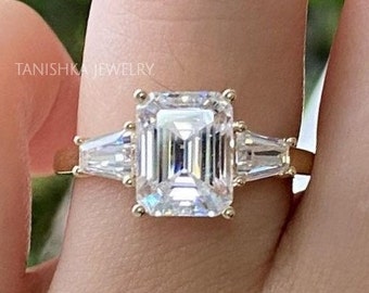 2.5 CT Emerald Cut Moissanite Engagement Ring Side Tapered Baguette Moissanite Wedding Ring, Three Stone Emerald Moissanite Anniversary Ring