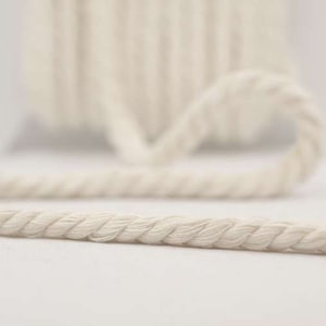 Lovely Quality Chunky Twisted Cord in Natural 12 mm Diameter BY THE METRE Made in England