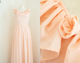 1970s Vintage Peach Maxi Dress